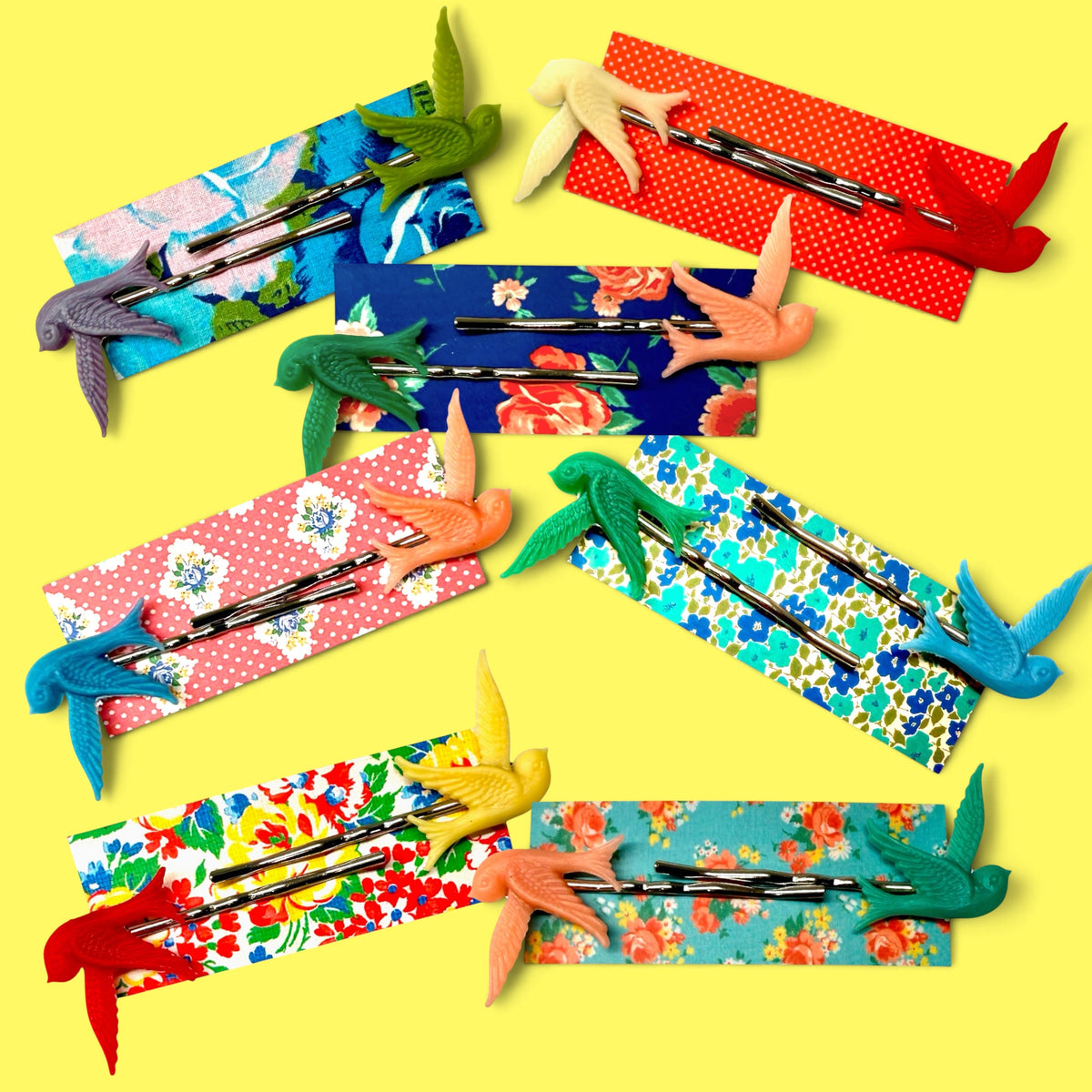Retro Mrs. Pea Bird Hair Slides